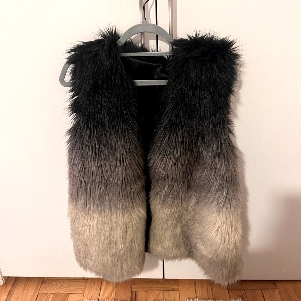 Ombré [faux] fur vest/gilet